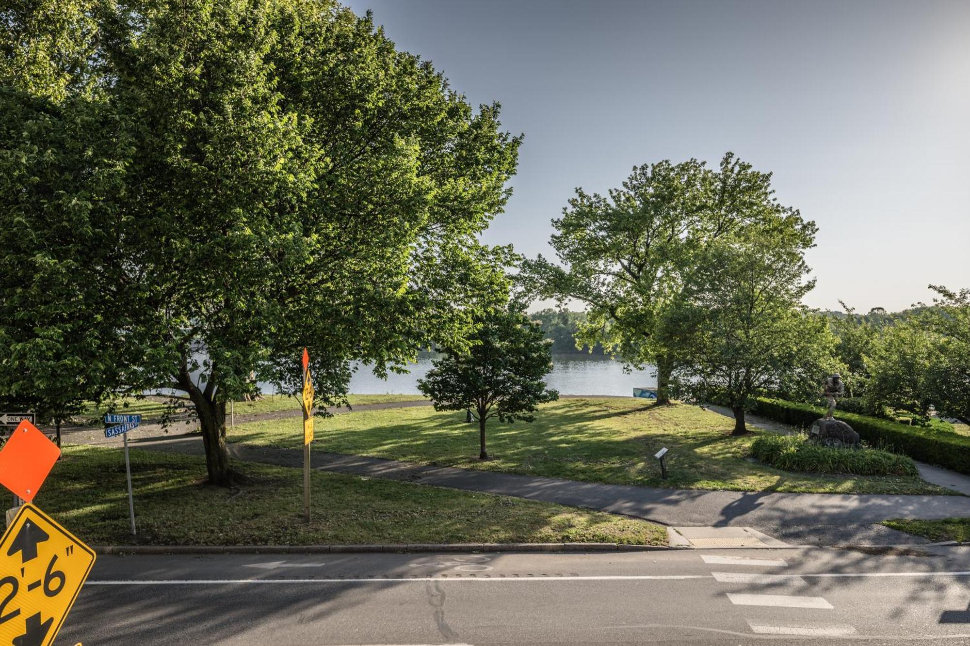 Burgbnb Riverfront Harrisburg Exteriör bild